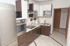 RIJEKA, BULEVARD -  potpuno renoviran stan, Rijeka, Appartment