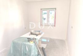 OPATIJA, POBRI - 2S+DB stan na 1. katu s parkingom 72 m2, Opatija - Okolica, Appartment