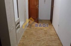 Pula Dvoiposoban stan sa velikom terasom 97,50m2, Pula, Appartment