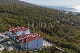 Crikvenica veliki stan na odličnoj lokaciji, Crikvenica, Appartment