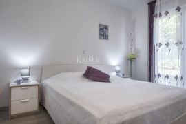 Istra, Krnica - kuća s bazenom, 72 m2, Pula, Casa