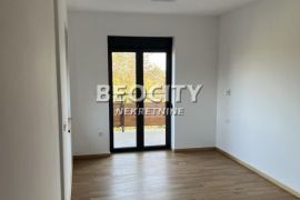 Novi Sad, Sremska Kamenica, , 5.0, 247m2, Novi Sad - grad, House