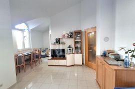 Valsaline jednosobni stan  56m2,300m do plaže !, Pula, Appartement