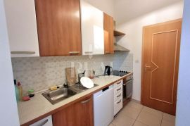 Valsaline jednosobni stan  56m2,300m do plaže !, Pula, Appartement