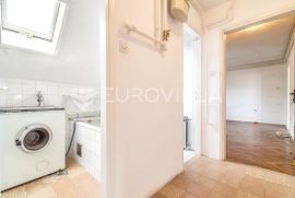 Zagreb, Maksimir, dvosoban stan 46 m2 u potkrovlju stambene zgrade, Zagreb, Wohnung