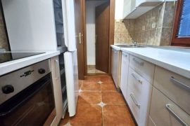 Trošarina, 64m2, 2.5, I/2, eg, parking ID#1813, Voždovac, Apartamento