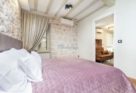 Predivan stan sa studio apartmanom u centru Rovinja, Rovinj, Stan