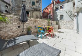 Predivan stan sa studio apartmanom u centru Rovinja, Rovinj, Stan