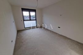 Dvoetažni apartman s bazenom i pogledom na more, Krk, Apartamento