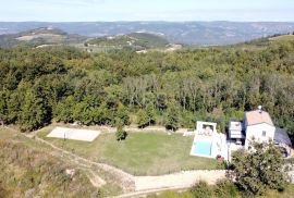 KUĆA S PANORAMSKIM POGLEDOM NA ISTARSKI PEJZAŽ, Motovun, Kuća