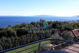 Opatija-Pobri dvoetažni stan 1.kat. 77.66 m2 sa lijepim pogledom, Opatija - Okolica, Appartment