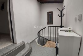 Gornji Zamet, troetažni stan 145m2 s pogledom na more, Rijeka, Appartment