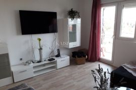 Gornji Zamet, troetažni stan 145m2 s pogledom na more, Rijeka, Flat