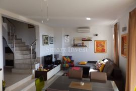 OPATIJA, dvoetažni stan s balkonom i parkingom, Opatija - Okolica, Appartment