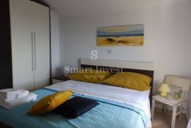 OPATIJA, dvoetažni stan s balkonom i parkingom, Opatija - Okolica, Appartment