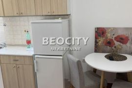 Novi Sad, Bulevar Evrope, Vardarska, 0.5, 28m2, Novi Sad - grad, Apartamento