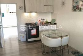 Rijeka, Trsat, dvosoban stan NKP 43 m2 na odličnoj lokaciji, Rijeka, Apartamento