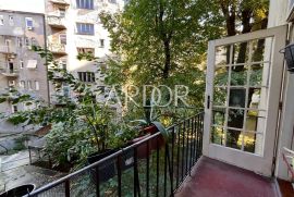 Zagreb, centar, prostrani stan, Zagreb, Appartement