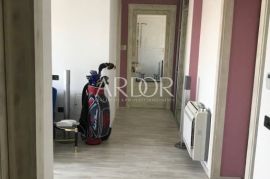 Centar Rijeke, stan od 75 m² sa 2 spavaće sobe, Rijeka, Appartamento