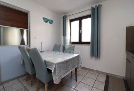 Poreč, stan na izvanrednoj lokaciji 500m od plaže!, Poreč, Appartement