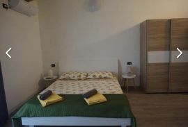 Apartmanska kuća u Rovinju, Istra, Rovinj, Дом