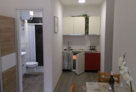 Apartmanska kuća u Rovinju, Istra, Rovinj, Дом