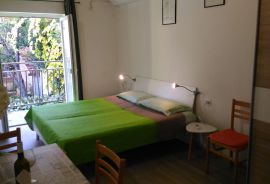 Apartmanska kuća u Rovinju, Istra, Rovinj, Дом