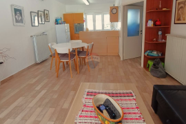 Rovinj, gospodski stan u centru s dvije garaže, Rovinj, Appartement