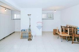 Istra, Umag okolica, apartmanska samostojeća kuća, Umag, Дом