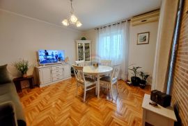 OTOK KRK,GRAD KRK-lijepo uređeni apartman, Krk, Flat