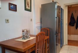 Zagreb, Volovčica, odlična prilika - obiteljski stan, 65 m2, Zagreb, Appartment