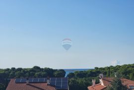 Istra, Premantura, samostojeća kuća s pogledom na more blizu plaže, Medulin, Haus