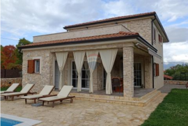 OTOK KRK-DOBRINJ moderna mediteranska kamena villa s bazenom i okućnicom, Dobrinj, Famiglia