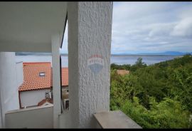 Dramalj, Crikvenica - stan 2s+db sa terasom s pogledom i parking, Crikvenica, Flat