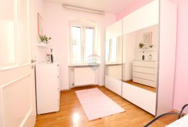 Zagreb, centar, stan iz bajke u Tkalčićevoj, 51m2, Zagreb, Wohnung