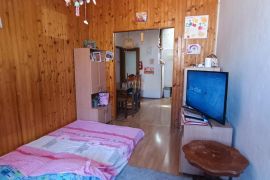 Rovinj, stan od 65 m2, 2 SS, Rovinj, Wohnung