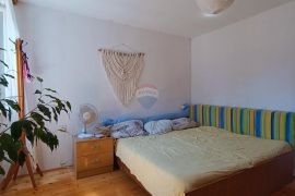 Rovinj, stan od 65 m2, 2 SS, Rovinj, Wohnung