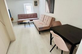 Baška - centar- lijep, novouređen stan 50m2, Baška, Appartment