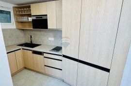 Baška - centar- lijep, novouređen stan 50m2, Baška, Appartment