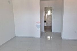 Crikvenica- novogradnja 3S+DB 400m od mora, Crikvenica, Wohnung