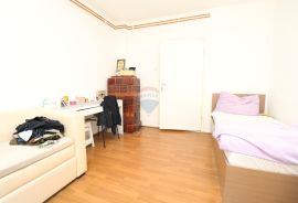 Zagreb, Srednjaci, renovirani stan s dvije spavaće sobe, 56m2, Zagreb, Daire