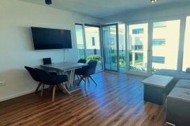 Istra, Novigrad, novogradnja – moderan stan na odličnoj lokaciji s  pogledom na more, Novigrad, Apartamento