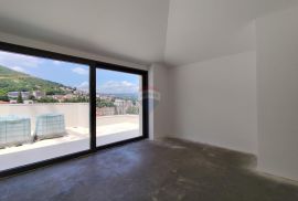 OPATIJA,CENTAR- penthouse, otvoreni pogled na more, garaža, lift, Opatija, Διαμέρισμα