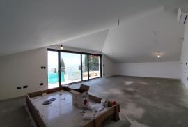 OPATIJA,CENTAR- penthouse, otvoreni pogled na more, garaža, lift, Opatija, Διαμέρισμα