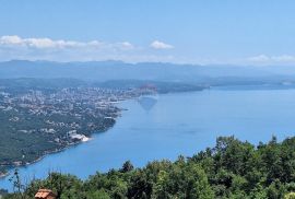 OPATIJA, BREGI - obiteljska kuća s bazenom, Matulji, House