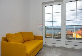 Crikvenica- 2S+DB- 63.88m2- prekrasan pogled, 2 terase, parking i okućnica, Crikvenica, Appartment