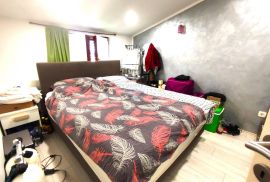 Rovinj,prekrasan stan-40m2+parking mjesto, Rovinj, Kвартира