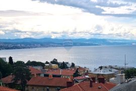 OPATIJA-  renoviran stan sa pogledom na more, Opatija, Appartamento