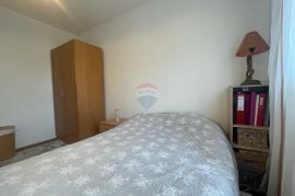 Krk, grad Krk, 2S+DB,55 m2,blizu centra i mora, Krk, Apartamento