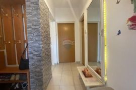 Krk, grad Krk, 2S+DB,55 m2,blizu centra i mora, Krk, Apartamento